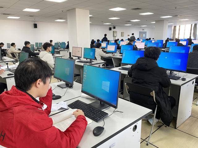 首届CCF算法能力大赛区域赛落幕，1.16万名选手角逐算法人才高地