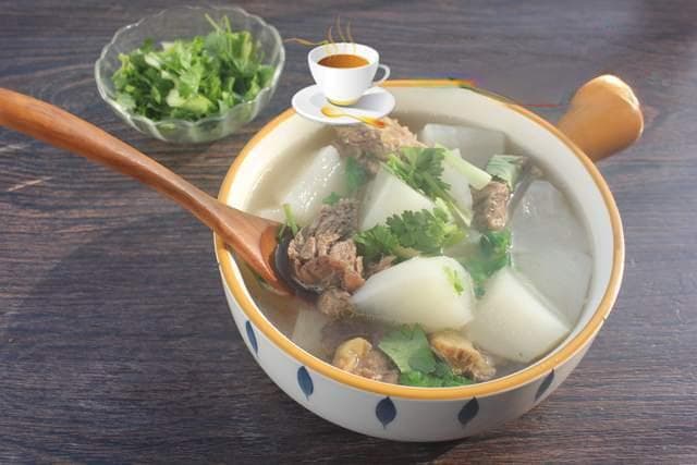 天冷喝鸡汤不如喝这汤，一润肺止咳二降脂排便三强免疫，别不懂吃