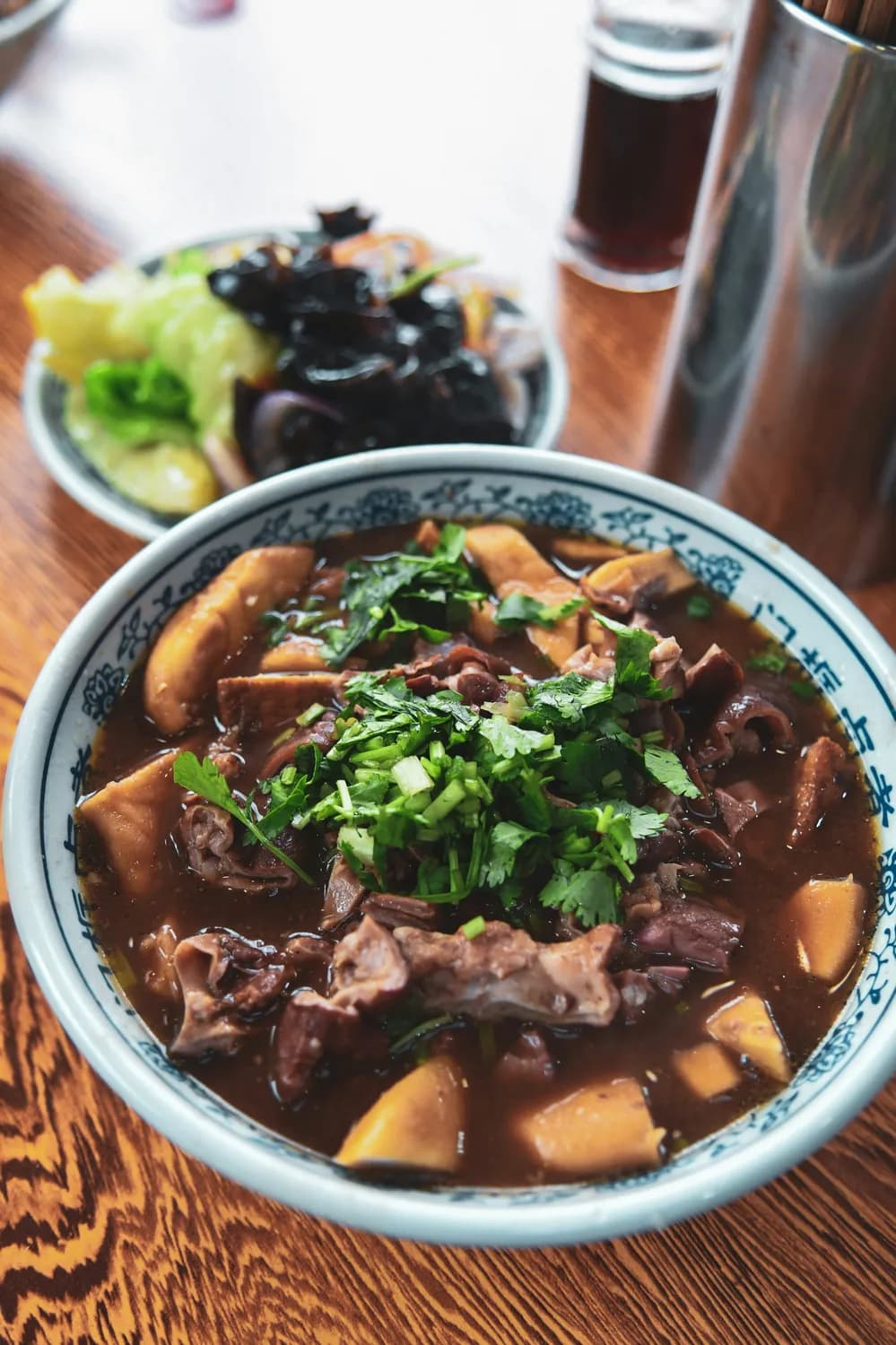 和味牛杂：三十余年匠心打造的牛杂汤顶级选手