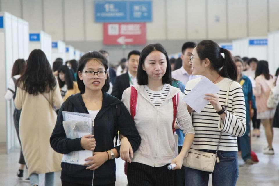 5个适合女生报考的大学专业：就业面广，发展前景好