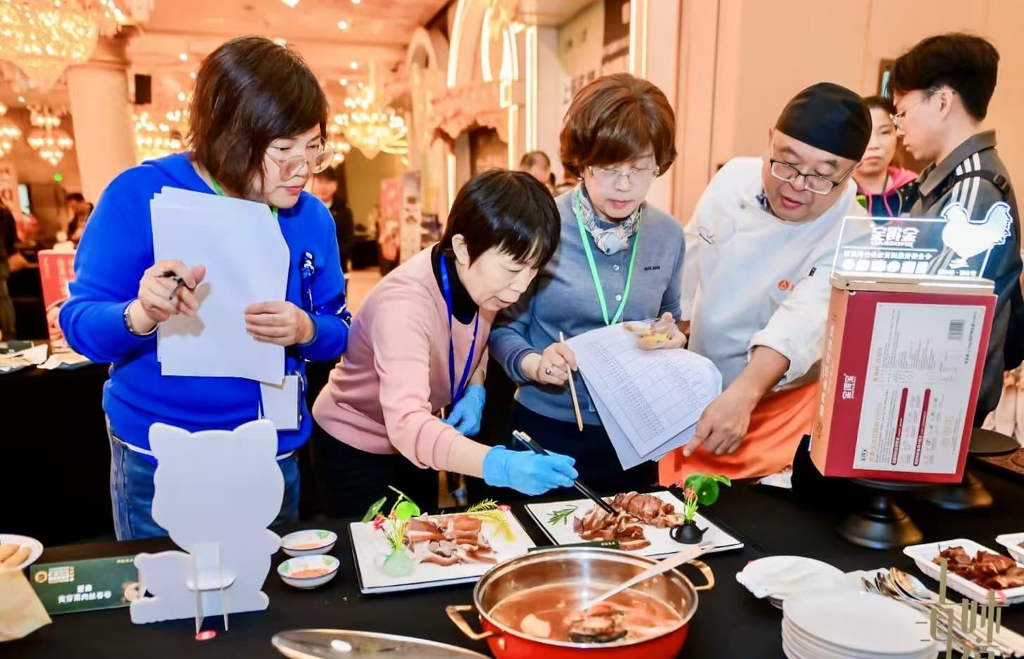 35大类地方风味美食云集上海，门店数量和丰富程度均居全国第一