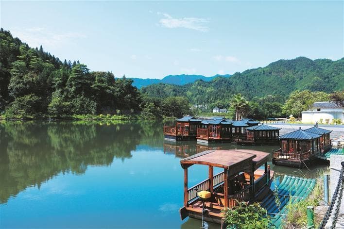 井冈山红色教育培训年增40%，带动旅游和乡村振兴