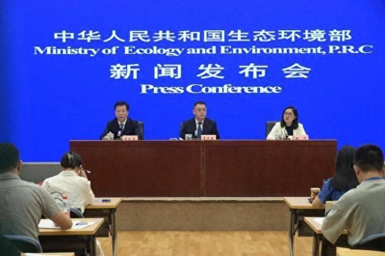“12369”环保热线22年受理670万件投诉，现已停用转至网络平台