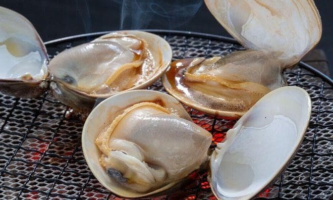五种常见海鲜熟度判断指南：从鱼肉到虾类的完美烹饪秘诀