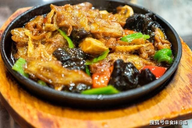 镇安美食大揭秘：探寻舌尖上的风味传奇，让味蕾舞动起来！