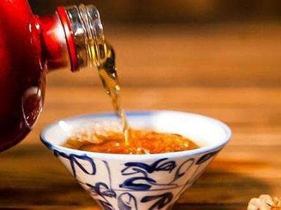 黄酒温甜清醇又养生