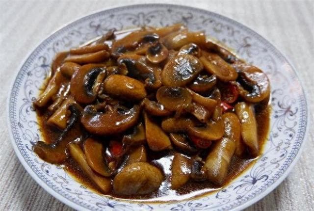 红烧香菇家常做法，非常下饭的美味佳肴