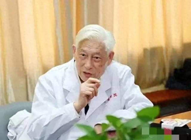 国医大师尚德俊治疗下肢静脉病熏洗经验方