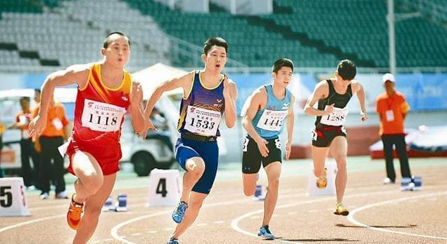 小学50米跑步如何提高成绩？掌握这些技巧能跑得更快！