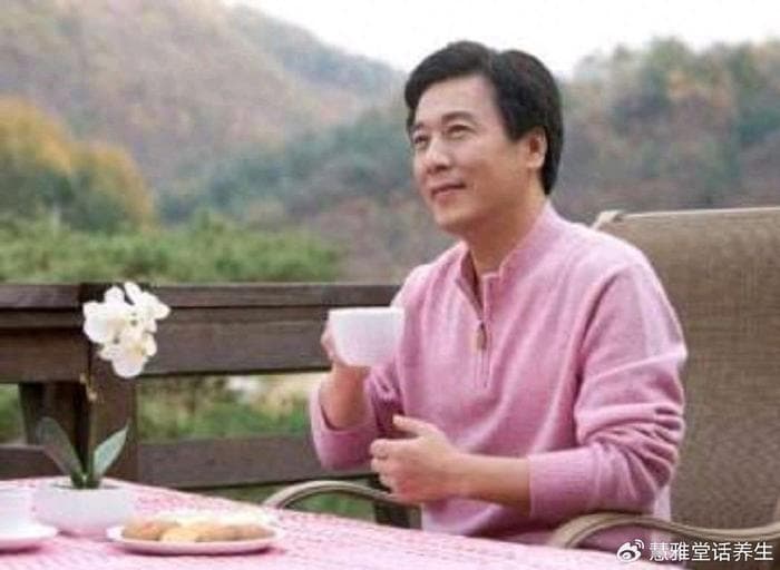 一喝水尿就多，与肾脏功能有何关系？肾脏不好，有些什么表现？