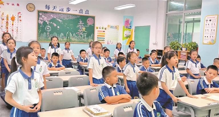 深圳多所中小学开设广东方言课程获点赞 粤来粤上头