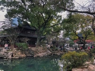 上海豫园攻略：必看景点、美食推荐与文化体验