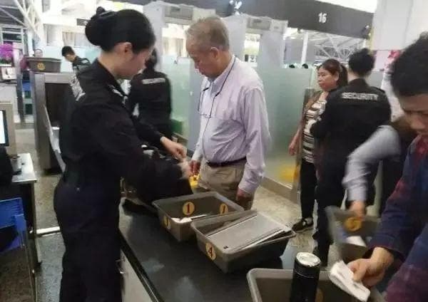 坐飞机、高铁和汽车，可以带几瓶酒？