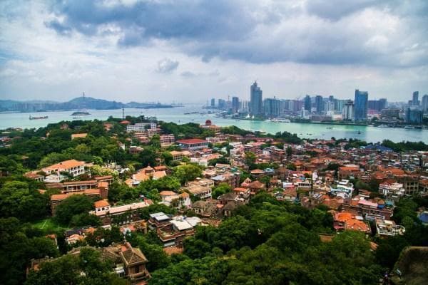 厦门四大徒步路线全攻略：环岛路、海湾公园等你来挑战
