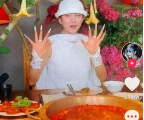 古代的“自梳女”是怎样的？终身不谈婚论嫁，一旦反悔下场很凄惨