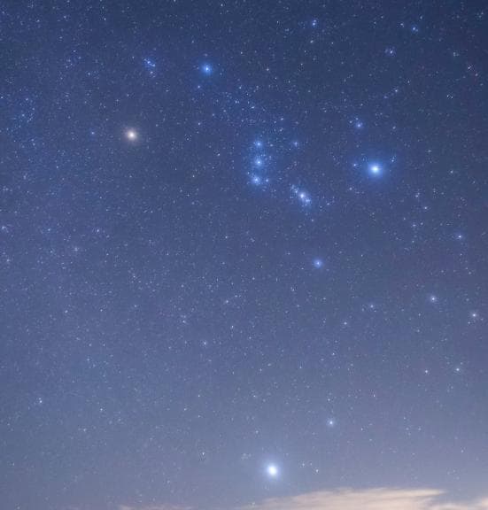 在他们离开之前，从猎户座跳到了天狼星