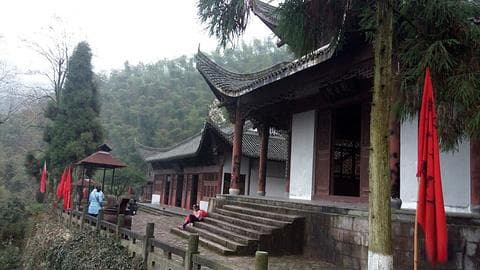 仙霞关戴笠故居深度游：历史遗迹与传奇故事探秘 🏯