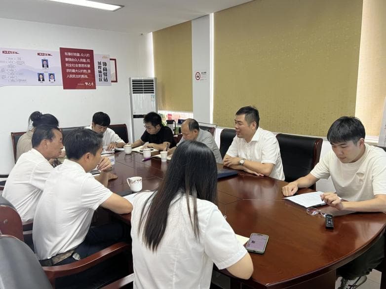 加强民兵队伍建设，社区基层治理展新颜