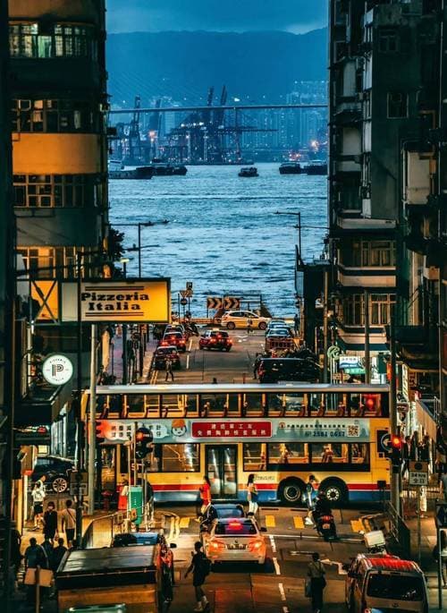 2025香港旅游签注全攻略：政策解读与实用避坑指南