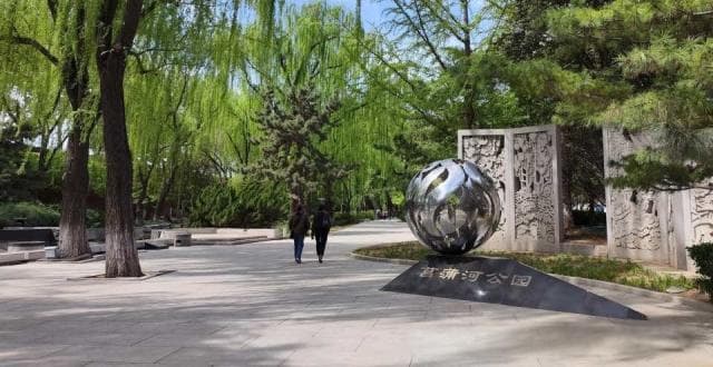 漫步皇城根，从南池子大街到北大红楼，寻找北京的历史遗迹
