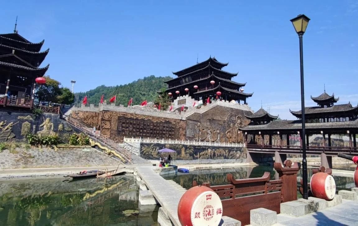 湖南边城三天自由行攻略，三天深度游，玩转边城