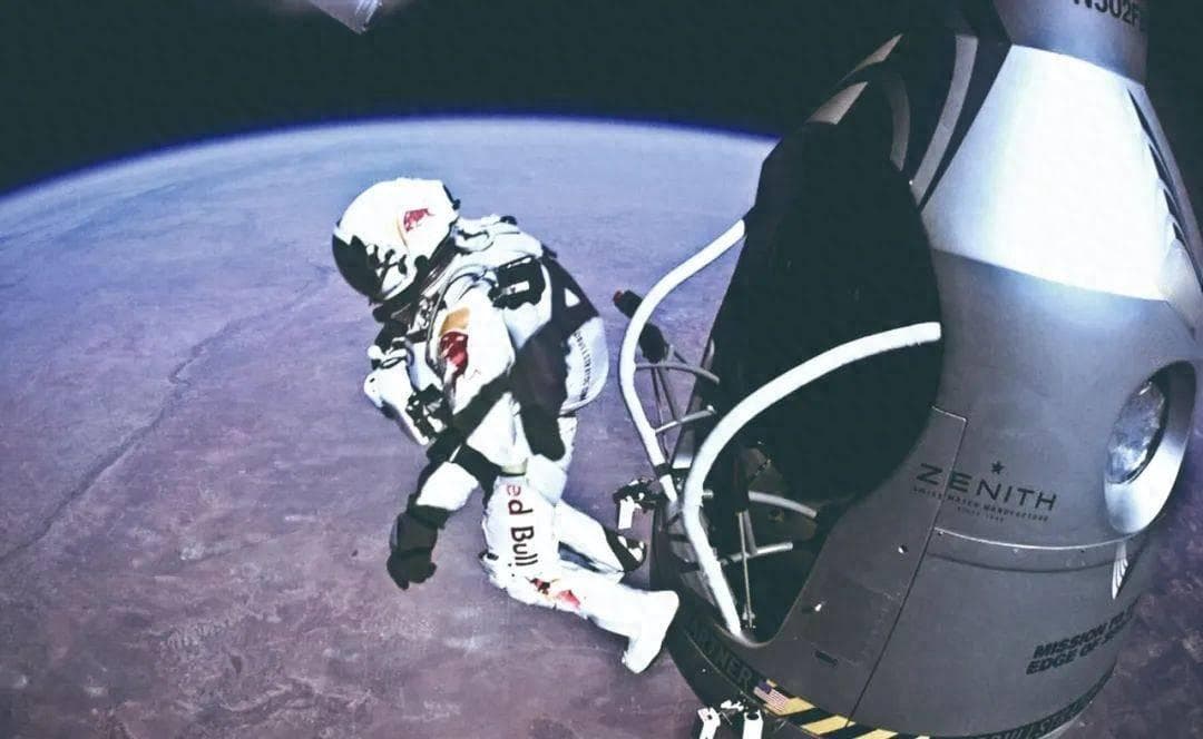 如果宇航员在国际空间站进行太空跳伞会发生什么？