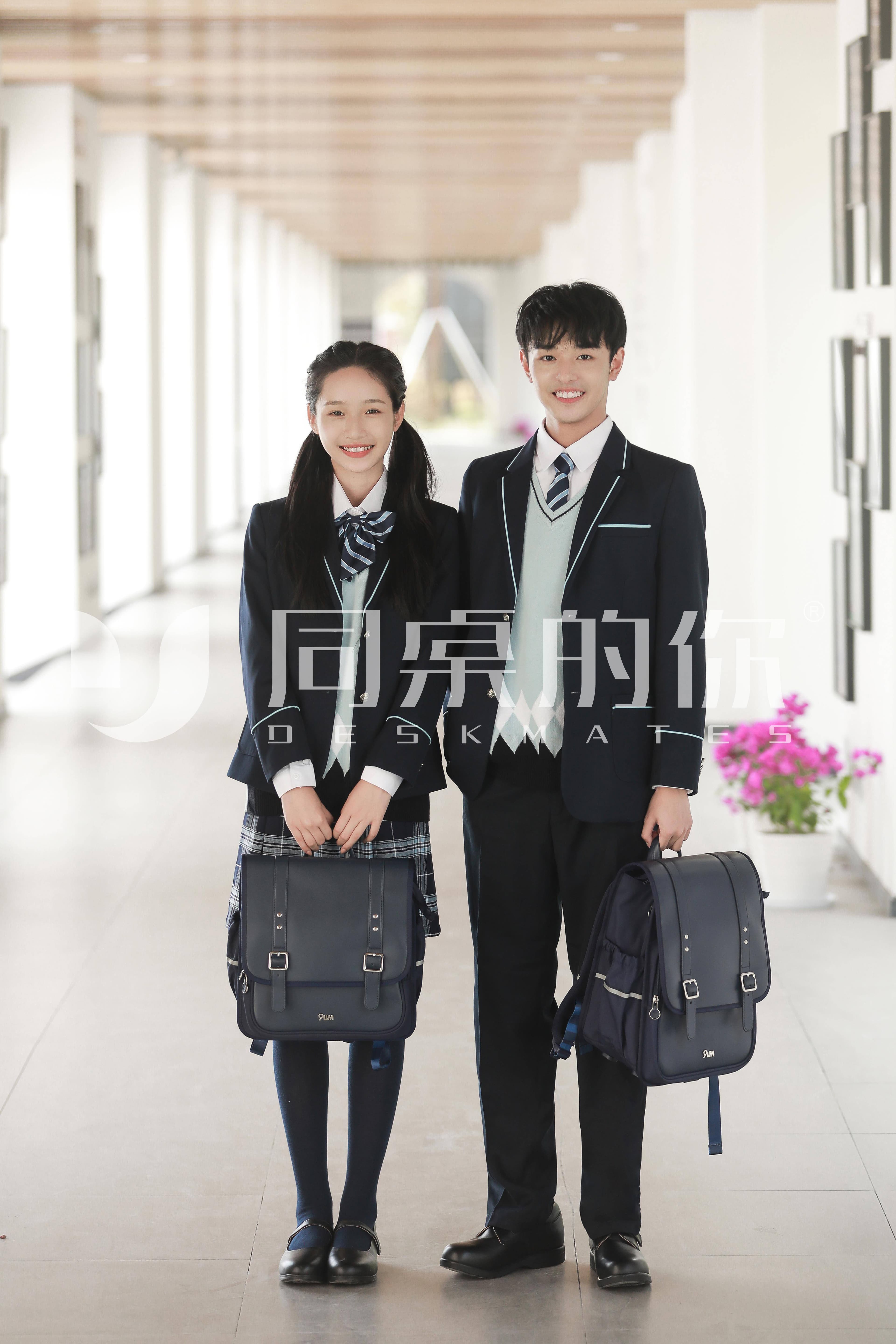 初中夏季校服：打造舒适与活力的校园风尚