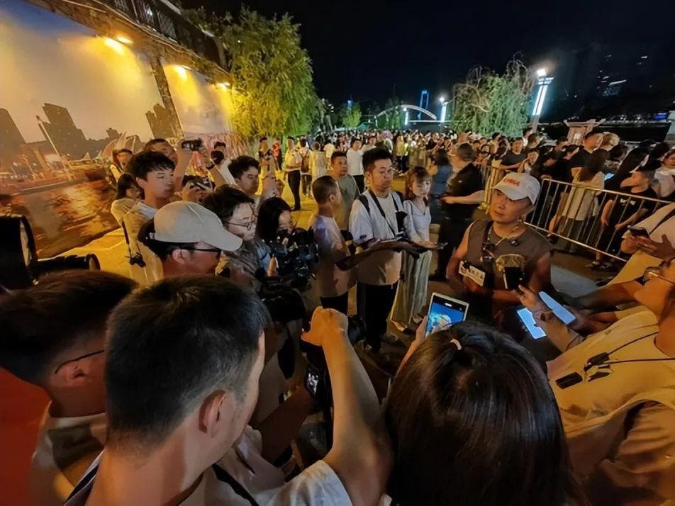 黄河之滨也很美｜夜游烟火兰州：文旅融合，尽显丝路风华
