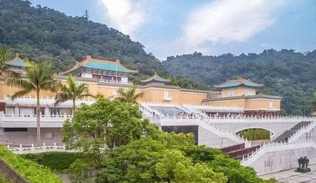 北京故宫PK台北故宫，真是一个有宫无宝，一个有宝无宫？