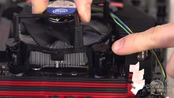 如何拆装CPU风扇：Intel和AMD两种主流接口详细教程