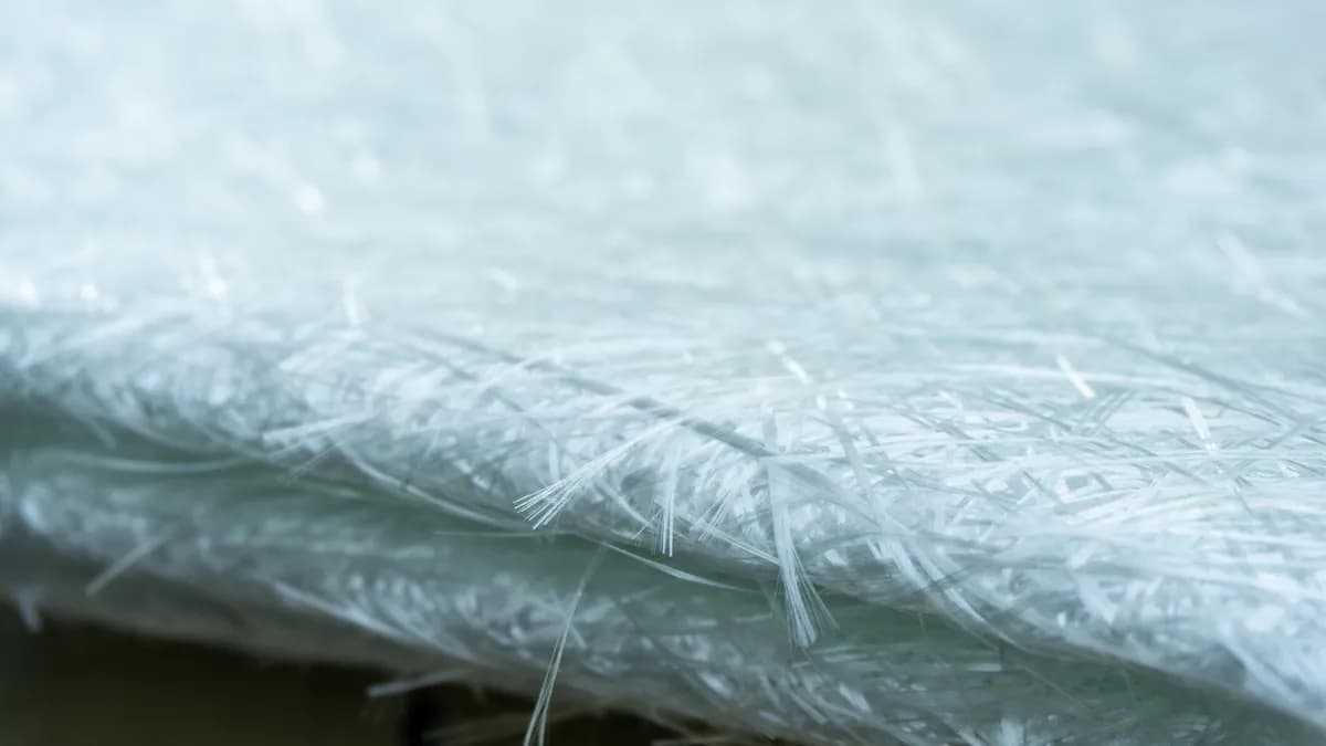 比较E玻璃与S玻璃：主要区别和优点