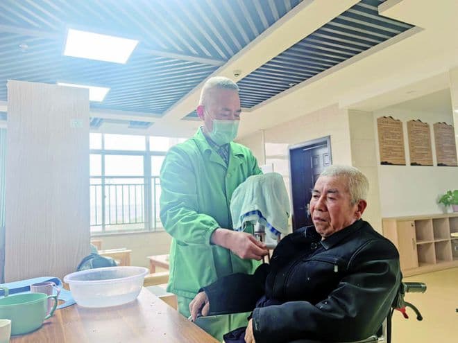 专业守护 让爱畅行！“莲乡护理师”劳务品牌越擦越亮