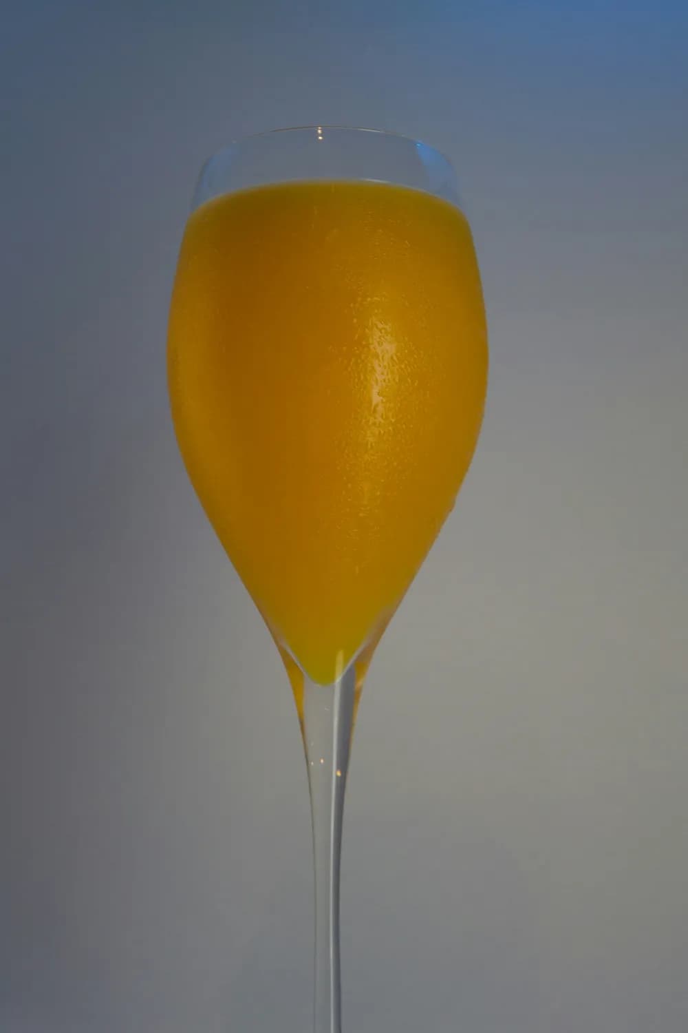 《食品科学与人类健康》最新研究：果汁添加剂的安全性与选购指南