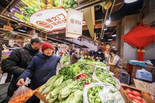 15年了，这个菜市场回来了！老街坊都来了……