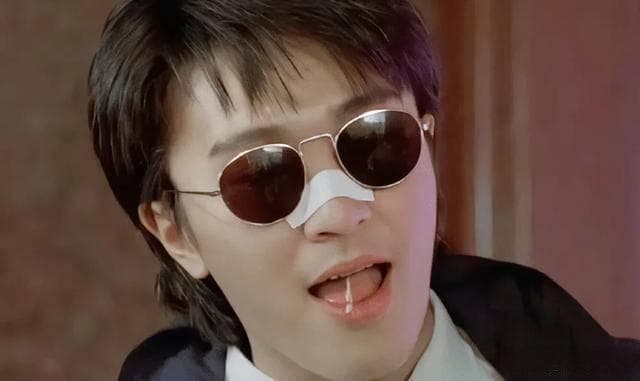 周星驰：坚持与努力铸就的喜剧之王，励志传奇引人共鸣