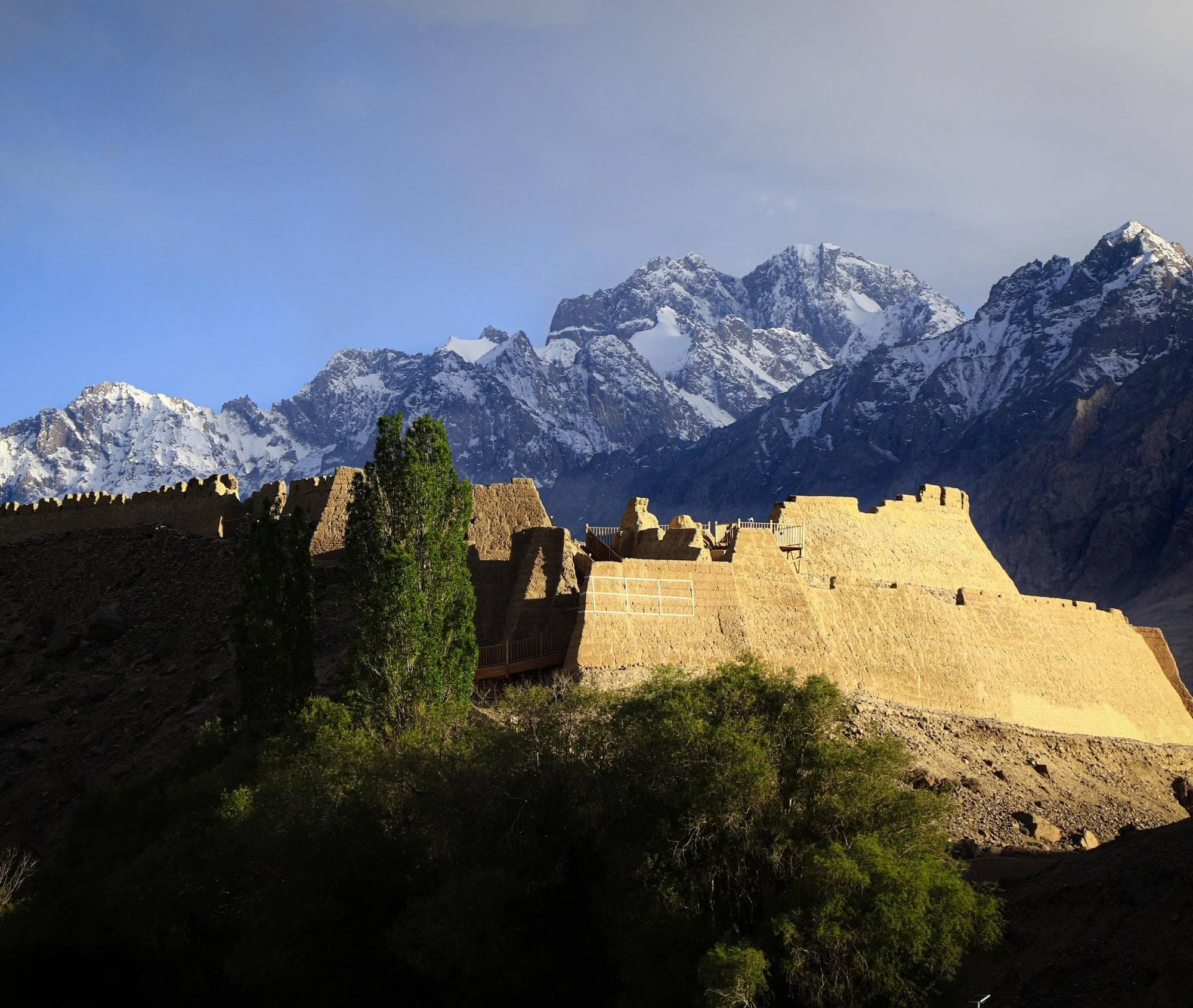 帕米尔（Pamirs）假期松弛感旅行指南
