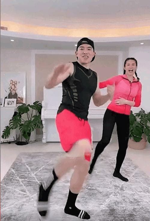 刘畊宏健身操：轻松减压新方式