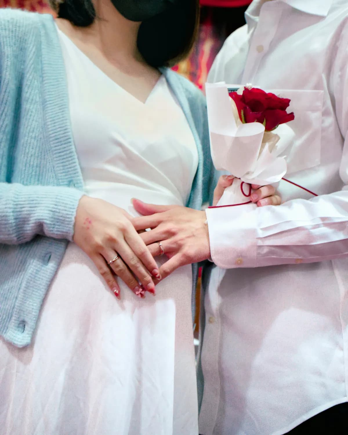 不婚族与假性不婚族：当代年轻人的婚姻选择困境