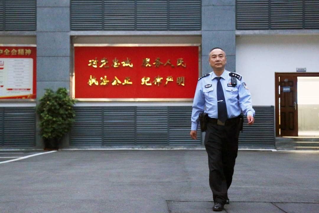 探索《警察荣誉》：一部引发豆瓣热议的警匪题材佳作