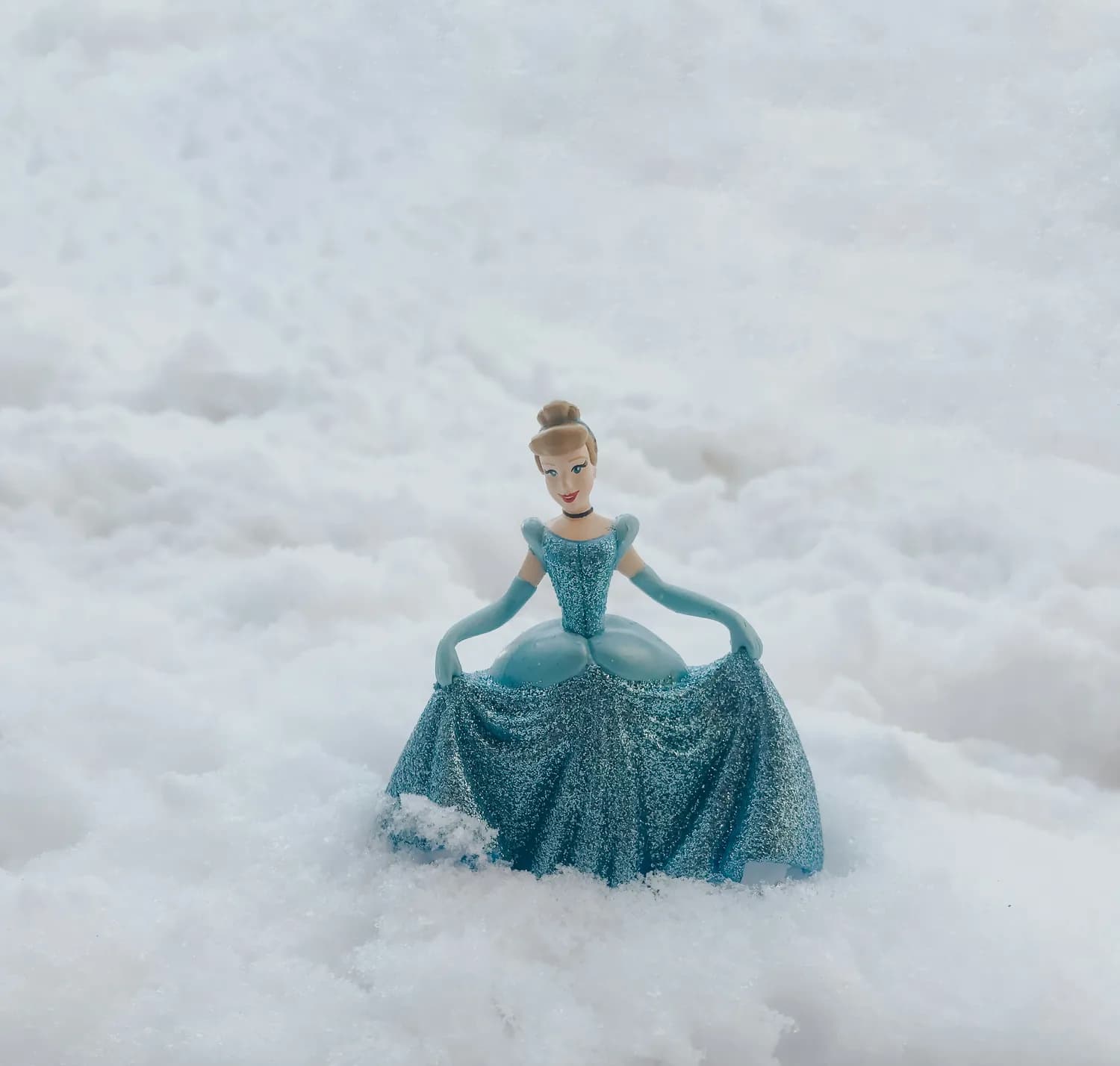 《冰雪奇缘2》艾莎公主实力大比拼！