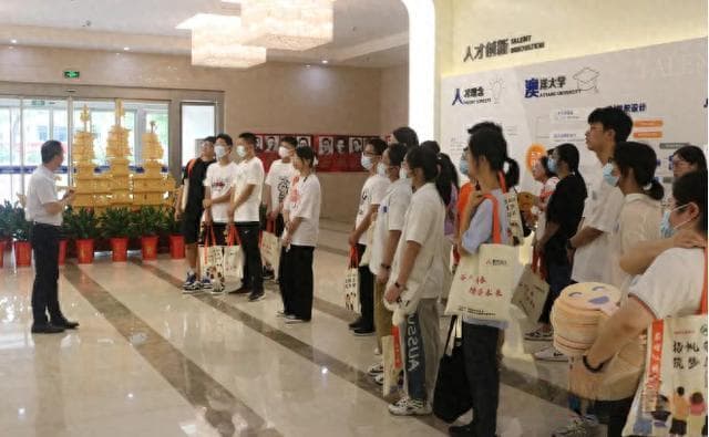 江苏民政：政府救助与慈善帮扶衔接画出“延长线”增强群众获得感