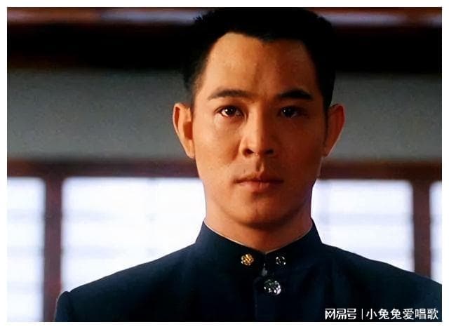 李连杰的苦命人生：父亲因公去世，母亲和二哥被癌症夺走生命