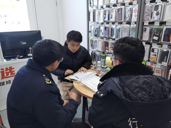 四川巴州：二手手机拆修记录惹争议 市场监管维权帮助索赔偿