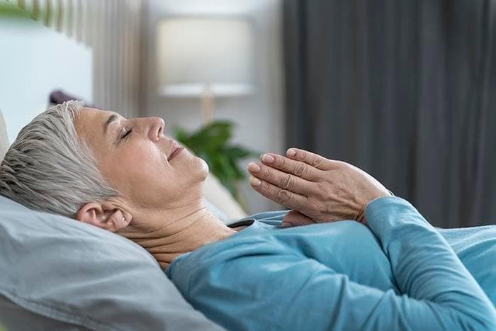 睡眠引导冥想：如何通过冥想改善睡眠质量