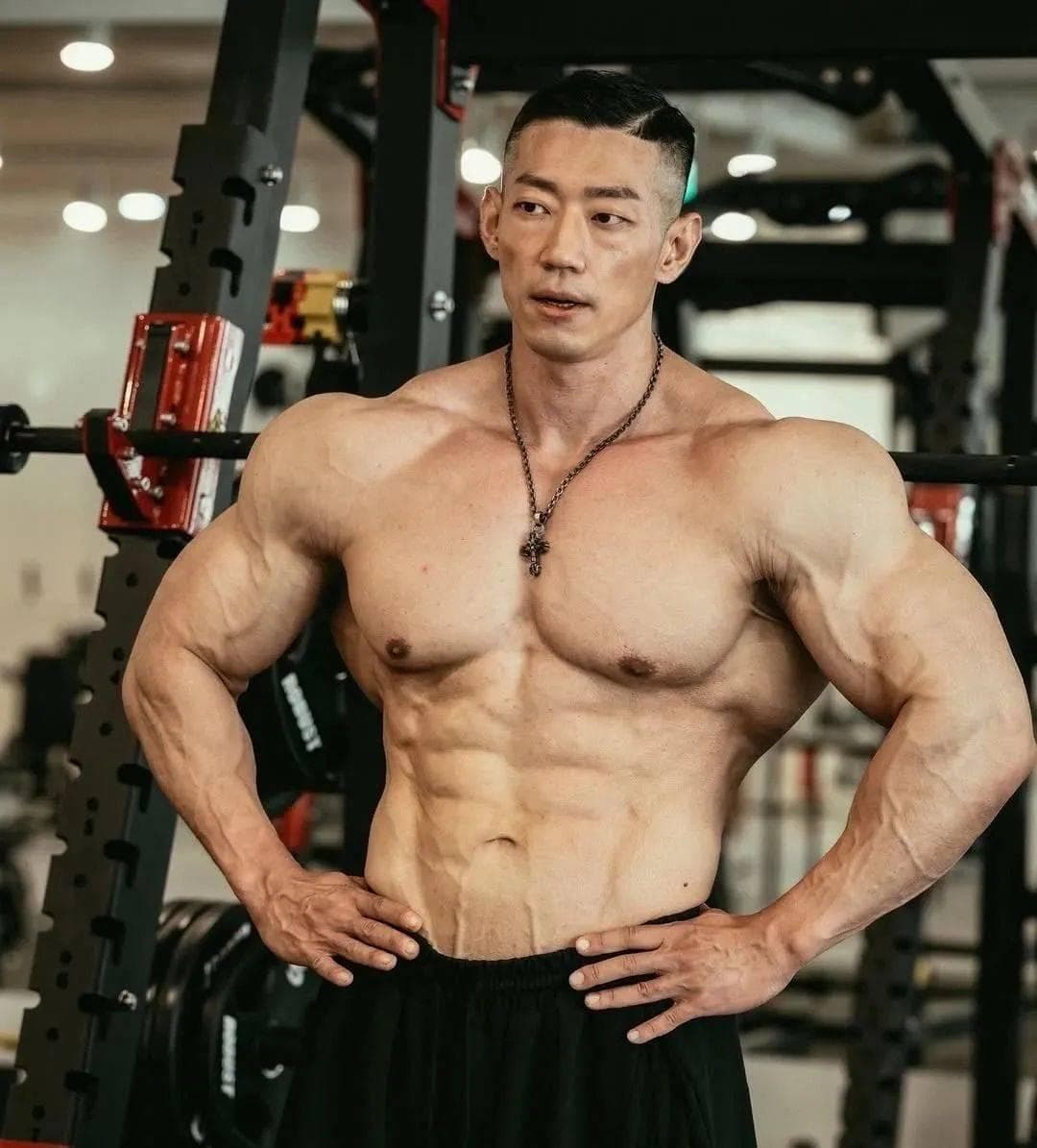 12种高效拉伸动作，让全身肌肉灵活起来
