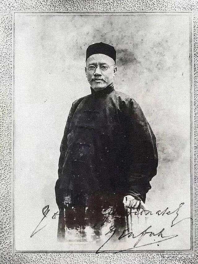 用一本书唤醒沉睡的中国：他的天演论，也是晚清文人的觉醒之路！