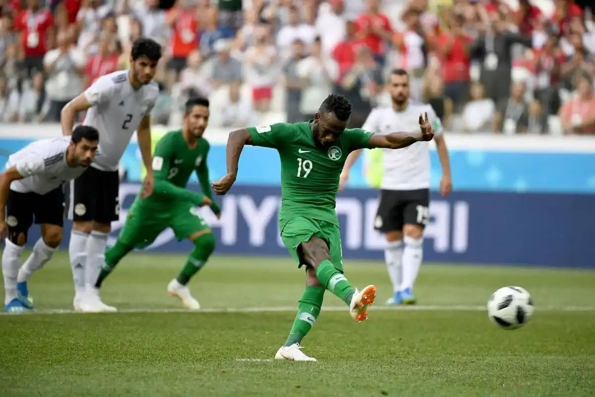 U20亚洲杯焦点战：沙特vs伊拉克，谁将登顶？