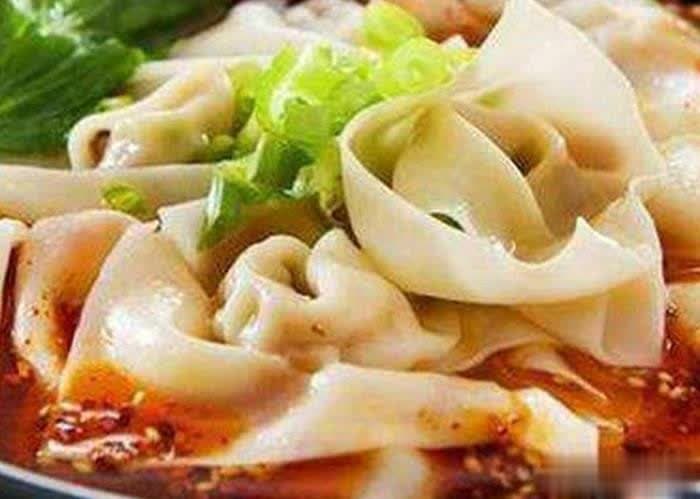 重庆抄手，辣中带鲜，鲜中带香，一碗抄手背后的文化与传承！