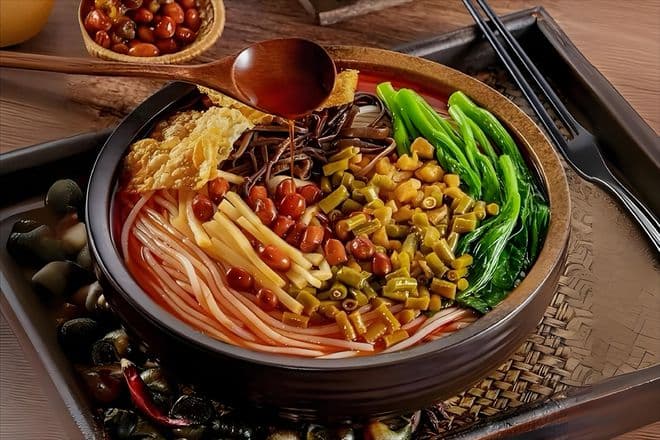 螺蛳粉起源故事！探索柳州美食的独特魅力，领略柳州的风味