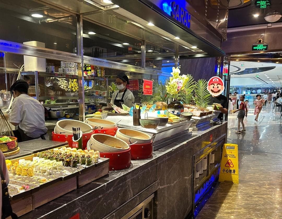 吃自助餐牢记“3先吃4后吃”，不吃撑也能吃回本，服务员：真内行